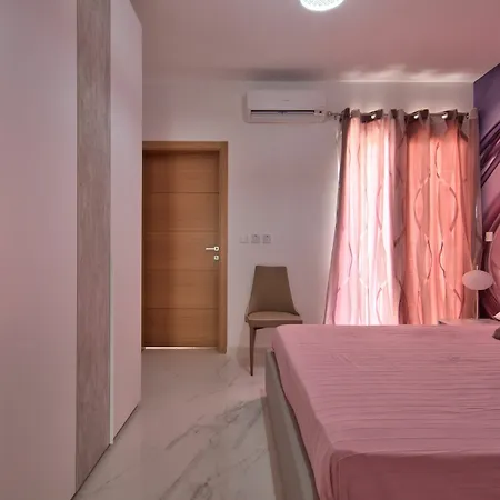 Appartement First Class Calleja By G&g San Pawl il-Baħar