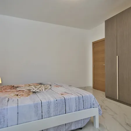 First Class Calleja By G&g Appartement San Pawl il-Baħar